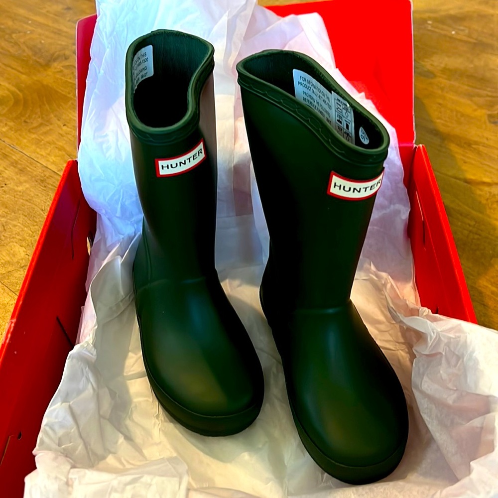 Kids 11B Hunter original Hunter Green Wellies Rain boots
